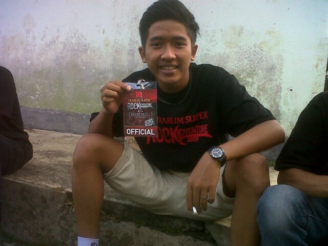 perokok berat,pendaki gunung,penikmat futsal,GGMU!!!@ideLagustian