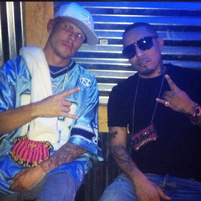 Steak 'n Shrimp Recording Artist. For Bookings: Call Goldtoes 415-706-3704  or email me at tomcatsns2k12@gmail.comDat Dirty Ass White Boi TomCat DROPPING SOON!!