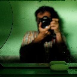 D.O.P. Cameraman.National geographic, Cnn, Al Jazeera , Documentos TV, La Noche Tematica. Viajar, mirar, escuchar y documentar.