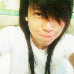 anime-addict.loves rock music.hopeless romantic XP