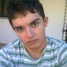 Sou quieto, amigo, companheiro, sei valorizar uma amizade de verdade.