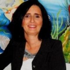 Prof Língua Portuguesa, Bióloga, pós-graduada em Pressupostos Linguísticos, Psicomotricidade, Psicopedagogia Institucional, Auditora e Perita Ambiental, Geóloga