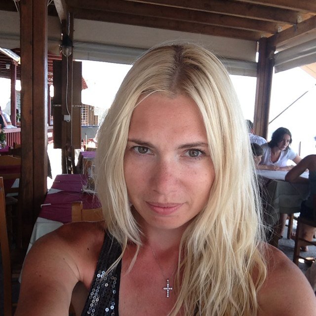 RomanovaOxana's profile picture. 