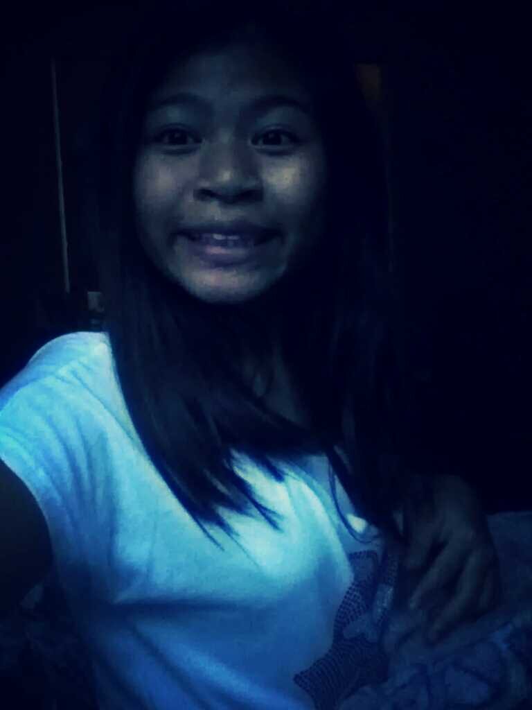 Hii. Follow Me On Instagram @heyyits_awk0