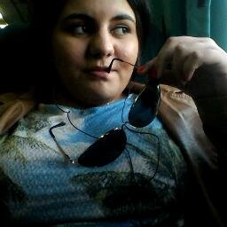 Nunca segure 1 lagrima p/ mostrar q tem forças, mas deixe rolar p/ mostrar q tem sentimentos.Jamais desista de seus sonhos,nem das pessoas q vc ama.