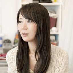 恵比寿の小さなギャラリーwaitingroomのディレクター。こちらは個人的なぼやき用のアカウント。waitingroom情報は@waitingroom_をフォローしてね！