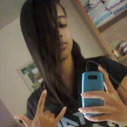 Amo skate.Sou rockeira...adoro garotos q gostao da mesma coisa que eu...