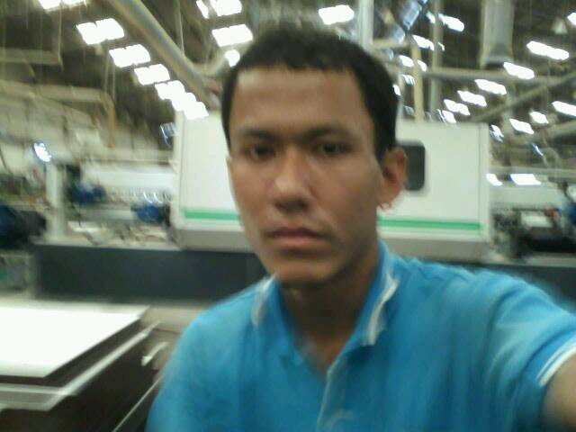 999pleasecall's profile picture. modernform