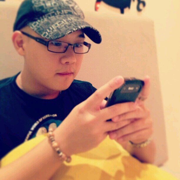 glen_yonatan's profile picture. 