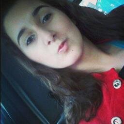 Eu não preciso te humilhar, você mesmo se humilha tentando me superar para os invejosos Senta e chora porque eu não nasci pra te agradar :* 
SFC ♥ AMOR MAIOR