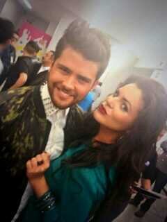 Mi Idola @Isacastillo7 Ella me enseño q SNCN :* El Mi Idolo @Andresmerc Lo amoo :3