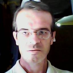 A cada dia cabe seus próprios problemas.
Viva cada dia como se fosse o último de sua História.