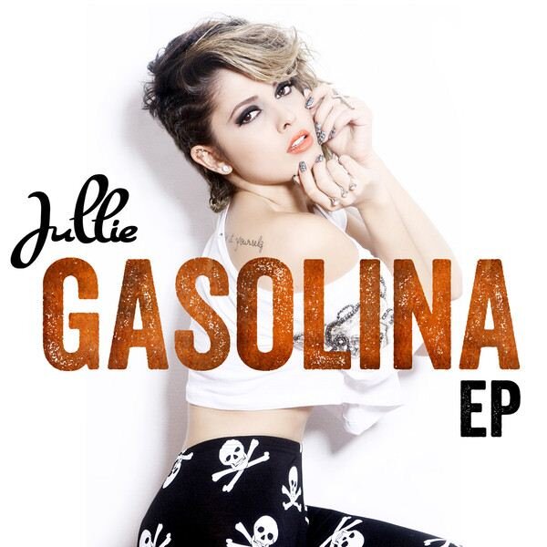 Em função de @jullieoficial Siga Jullie no twitter eu #SigoDeVolta http://t.co/K1PXtnfIra
