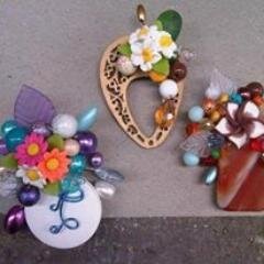 menerima pesanan bross handmade dan manik2 swarovsky dan bahan lainnya,RESELLER,Dropship very welcome, cp 085232290279 pin 27a5ebac |  #Hijab. #Accessories