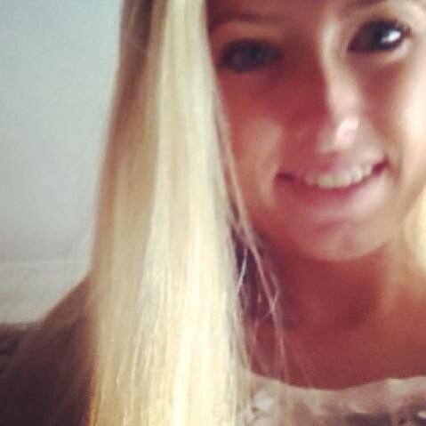instagram ; lindsaybogersx