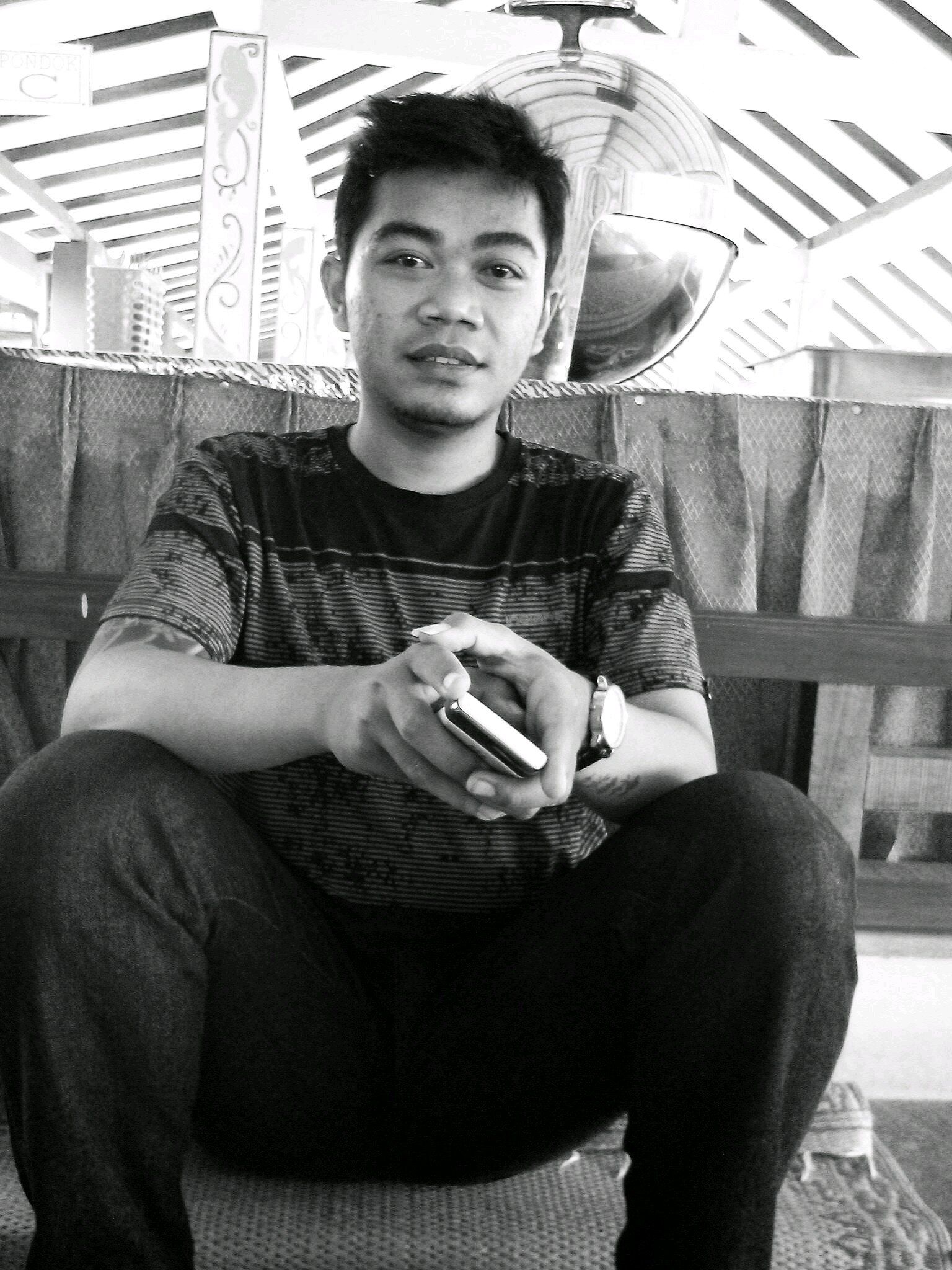 Diri sendiri....itulah ƔªŇƍ terbaik