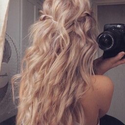 RaspberryRobin's profile picture. If I were a bird id be one of those ones that flies into a window and knocks itself out