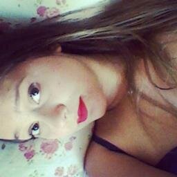 Sorria bonito e deixe os outros quererem descobrir qual é o segredo que faz você rir. whats:6181057275 ;)