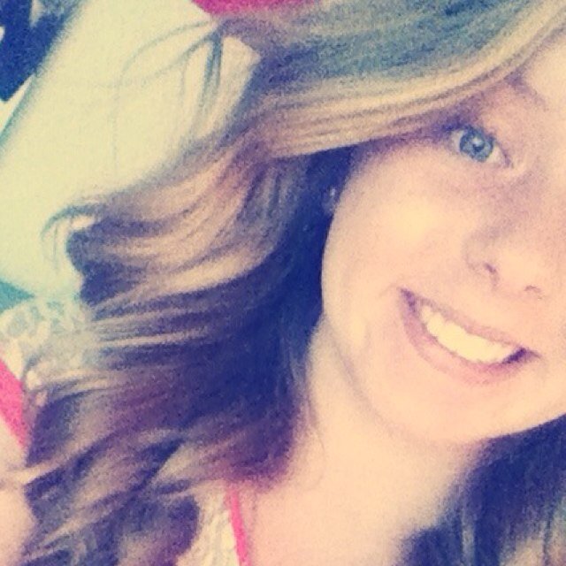 Hey y'all. Follow me! Ill follow back ✌