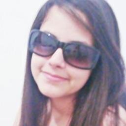 . . Paixão é uma coisa que não se explica ♪ ' *