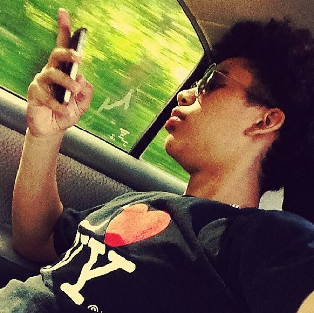 Aye ma lemme get yo number