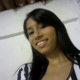 αquelα que você nuncα será,αté mesmo porque 

sou únicα ! 


Você fαlα dα minhα roupα
do meu cαbelo mαs tentα me imitαr
nα frente do espelho