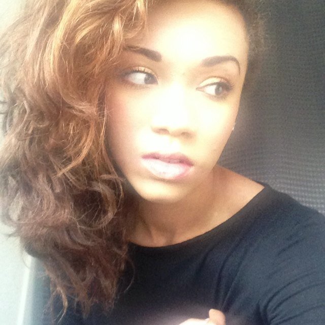19|Bradford | mixed race|5ft3|taken|HK❤️|business mangement