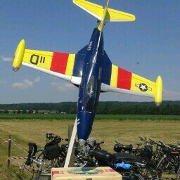 RichardMichel17's profile picture. 