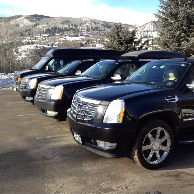 Aspen Limo and Aspen Limousine services to/from the Eagle Vail Airport and Denver Airport to Aspen and Snowmass CO - Call 970-376-6284 for more information.
