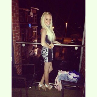 chloebrooke35's profile picture. ∙insta-chloedanaher∙