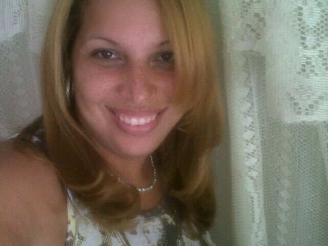 naci 23/06/1984 en santo domingo soy una chica muy alegre