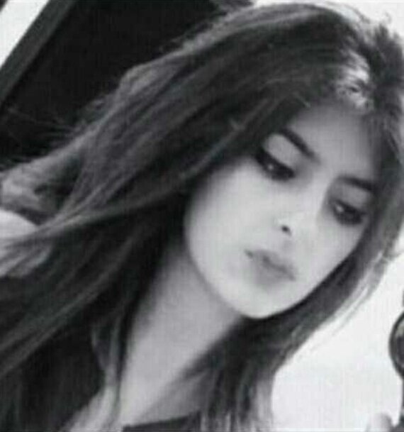 ‏‏‏‏‏‏‏انا فتَـاه اعشـق شخصيتي مهما گانت واعشق تفاصيلي وملـَامحي ولايهم ان قيل:قصيره او طويله متينه او نحيفه فلم تشقى امي تسعة اشهر لگي يقيمني الناس•°•