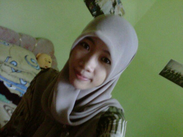 Hadapi dengan senyuman