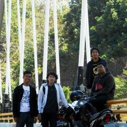 sastra_nopi's profile picture. 