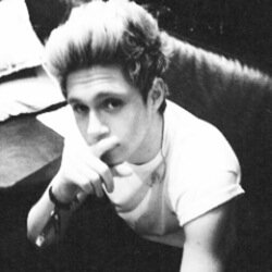 follow @feelsnialll since i gave you a free follow!! please!