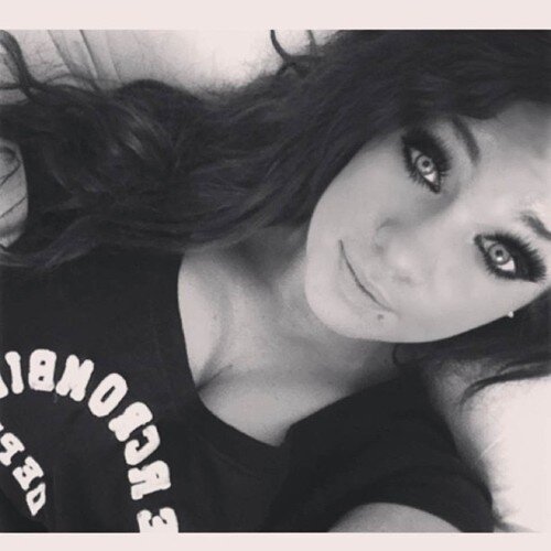 Newcombcuu's profile picture. yes i'm a girl, yes i'm real...and yes i can be a little bit of a slut :) Follow me back, and DM for a naughty pic ;)