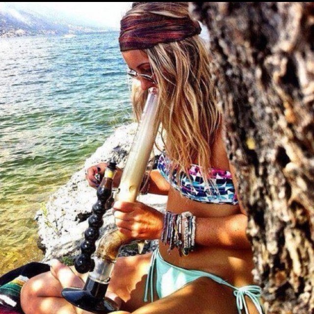 Im livin for the present and the future dont exist. Its all about that hippie life. #stonernation