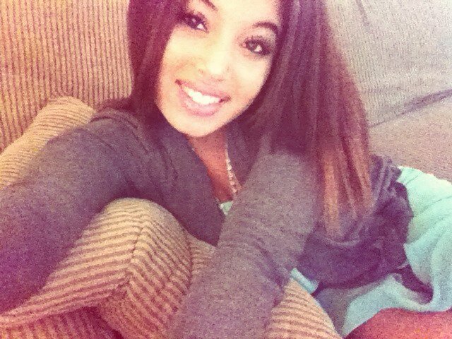 Tacoma | Washington | 253 | Baby Dez - 11/14/12 | LatinaNation | 5'4 | MTHS | God First | Good vibes only | April Fools Day | Twin sister | @ Me for a FB | :)