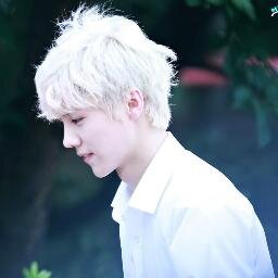 weibo@MY_DEER鹿晗个站  This is mydeer luhan chinses fan club