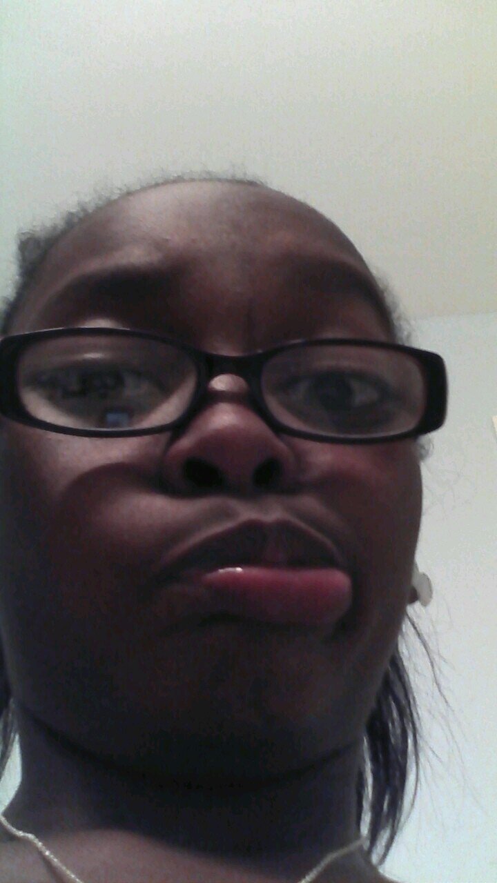 DnyaCaruthers's profile picture. 