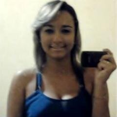 Não importa o que as outras pessoas falem de você, o importante é que você continue sendo a pessoa que sempre foi, se mudar, mude para melhor.#