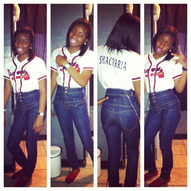 insta;ii_might_bee facebook;shacorriaa mosley andd twitaa just follow me :] @SleepIsForRich myyy baee 3