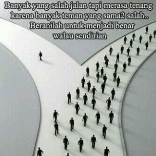 Memberi kata-kata motivasi | Motivasi dibutuhkan untuk mengubah kostum impian menjadi pakaian kerja realita | Kontak Iklan : 085241759976