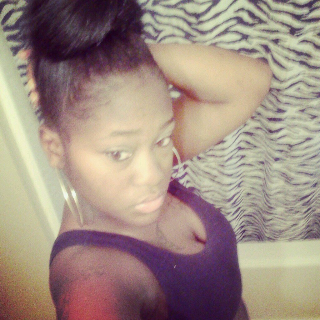 #TeamMother #TeamLightSkin #TeamCollegeGirl #TeamSingleMother #TeamTwoChildren #TeamGemini #Team21
