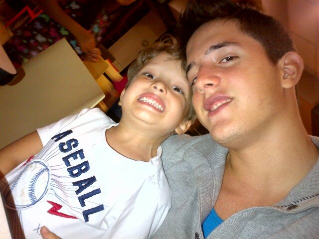 LioRodriguez21's profile picture. 