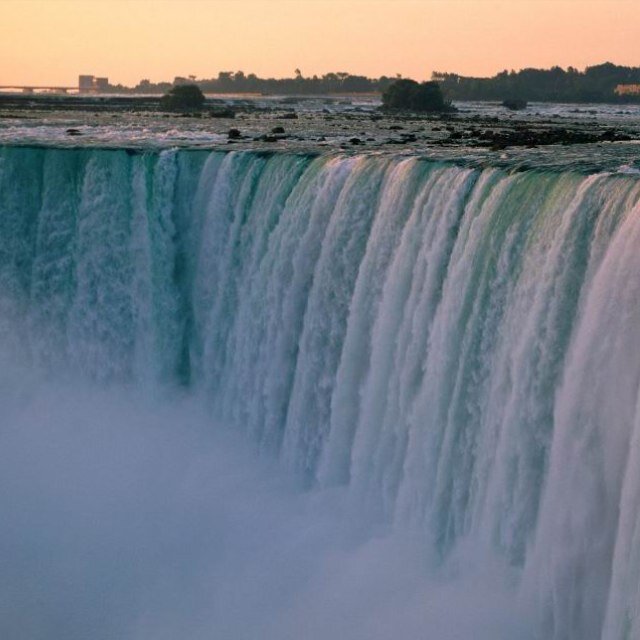 Niagara_Travel's profile picture. This is the officieal twitter account for Travel Niagara follow us to get updates of where you can travel to in Niagara and events you can do while travling