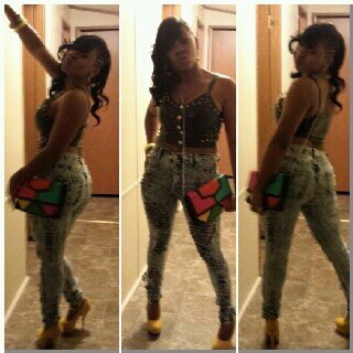 #TEAM ZYKORIAN# #TEAM CUTIE# #TEAM EFF YA WHOLE CLIQUE# #TEAM CITY GURL# NO ND 2 TWEET PEEP...FOLLOW YA GURL,ii SHALL FOLLOW BAK!