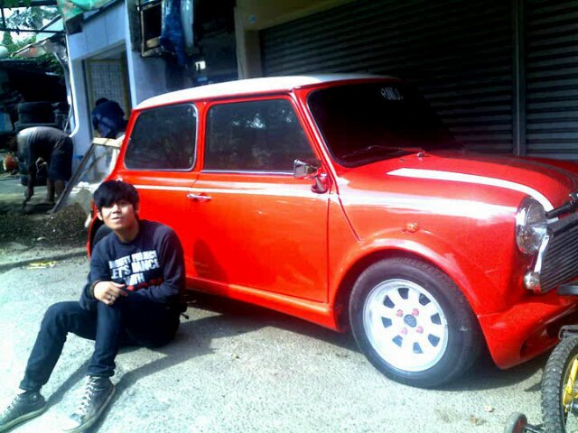 mati tersenyum