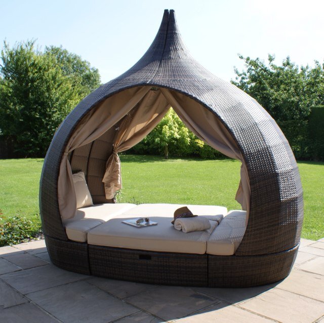 Leading suppliers of Rattan Garden Furniture throughout Europe and the Middle East