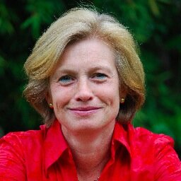 Sparring partner for (medical) professionals & their teams. Author of 'Ambitie met een grote M' (career)book for women docs. Co-founder @doktersdialogen